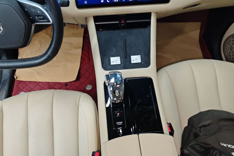 鸿蒙智行 问界M7 2022款 1.5T 后驱舒适版中控内饰18