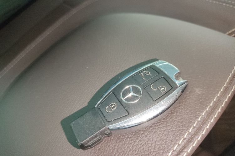 奔驰GLE 2017款 GLE 400 4MATIC中控内饰11