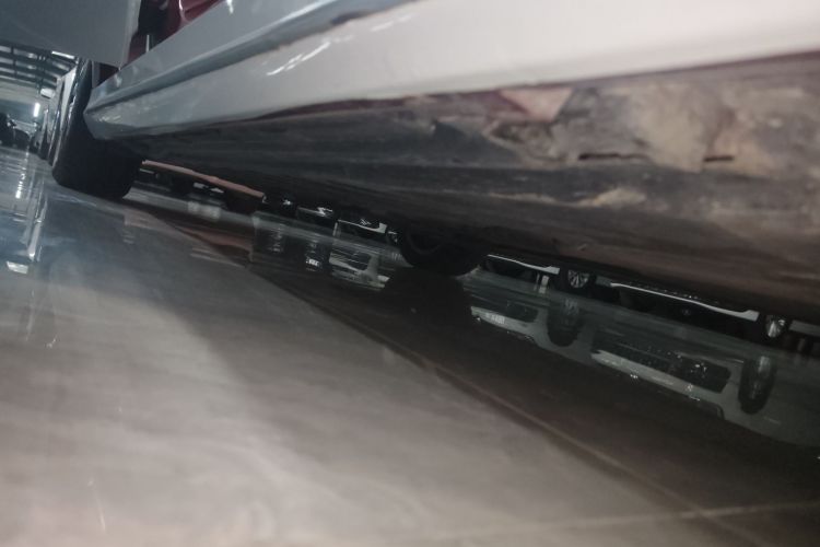 奔驰C级 2015款 改款 C 200 L 运动型局部细节9001