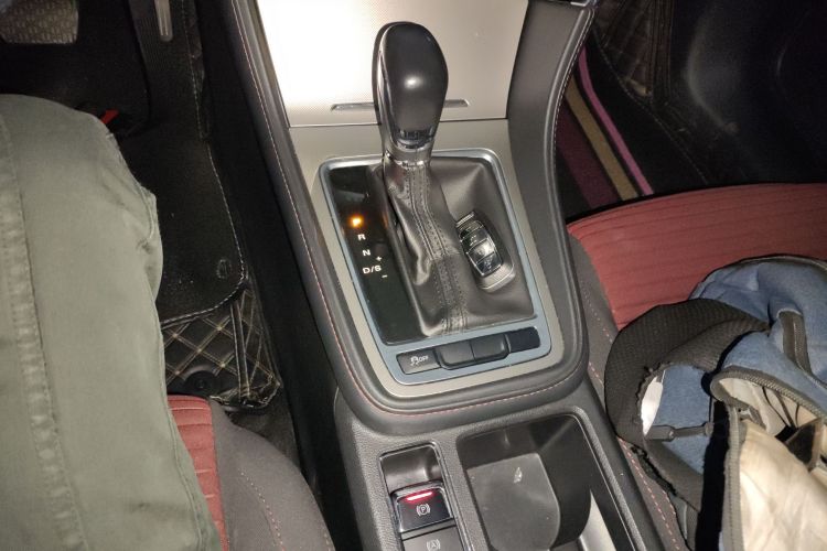 名爵 MG6 2019款 20T 自动星辉版中控内饰18