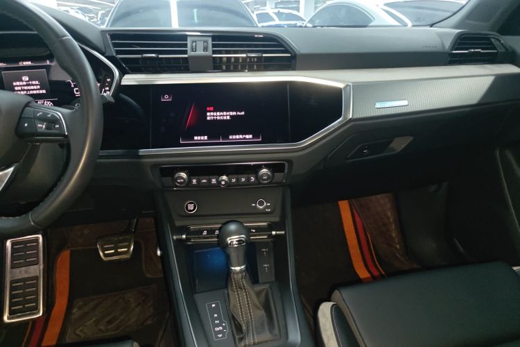 奥迪Q3 2024款 35 TFSI 时尚动感型中控内饰16