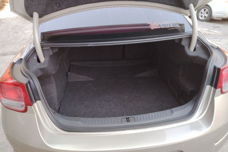 雪佛兰 迈锐宝 2014款 2.0L 自动舒适版局部细节23