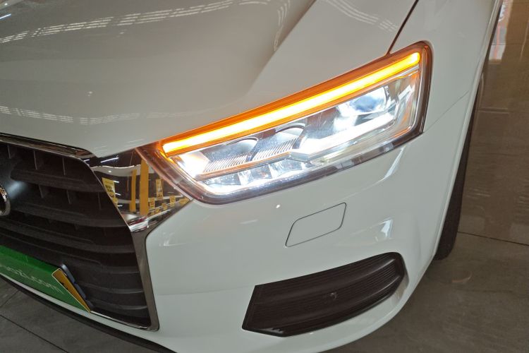 奥迪Q3 2018款 30周年年型 30 TFSI 时尚型局部细节36