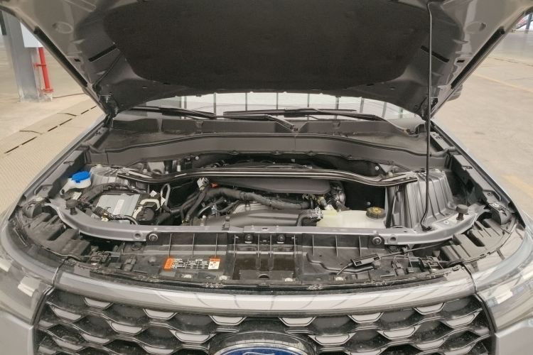 福特 探险者 2024款 2.3T EcoBoost 四驱ST-LINE 6座局部细节24