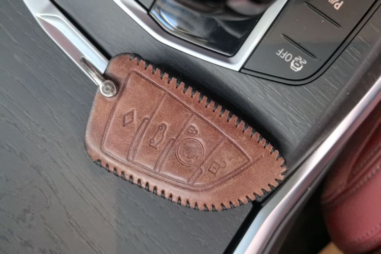 宝马3系 2022款 改款 325i M运动套装中控内饰11