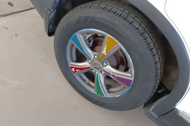 哈弗H6 2014款 运动版 2.4L 自动精英型车身外观56