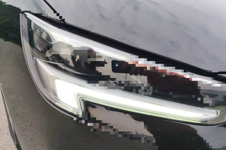 别克 君威 2023款 552T 智享型车身外观8