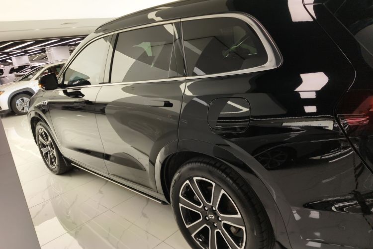 鸿蒙智行 问界M7 2024款 1.5T 智驾四驱Pro版 6座车身外观4