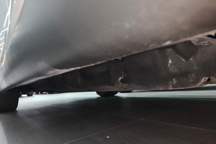 雷克萨斯RX 2023款 350h 四驱醇享版局部细节9002