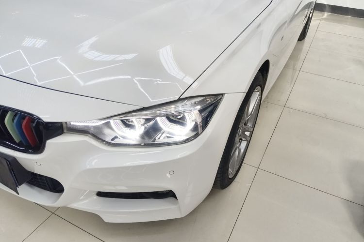 宝马3系 2018款 320i M运动曜夜版局部细节36