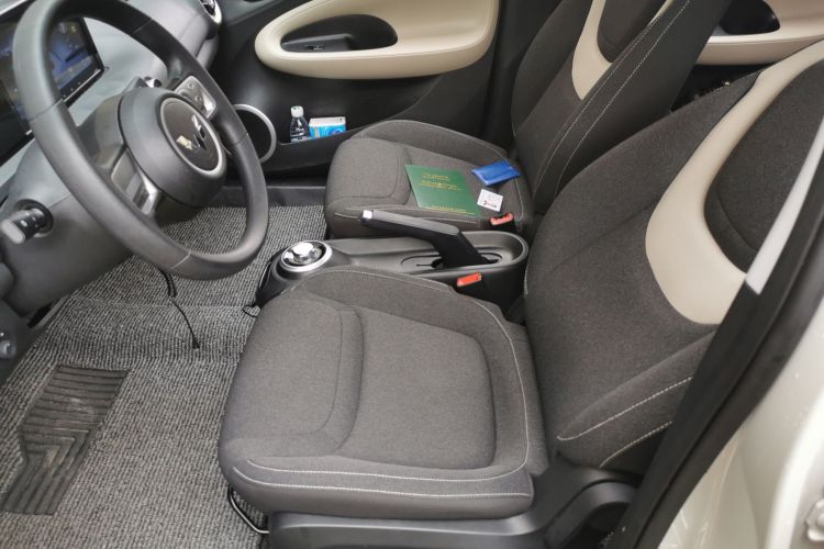 五菱汽车 五菱缤果 2024款 203km 轻享款局部细节19