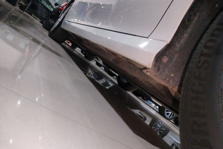 丰田 凯美瑞 2021款 2.0G 豪华版局部细节9001