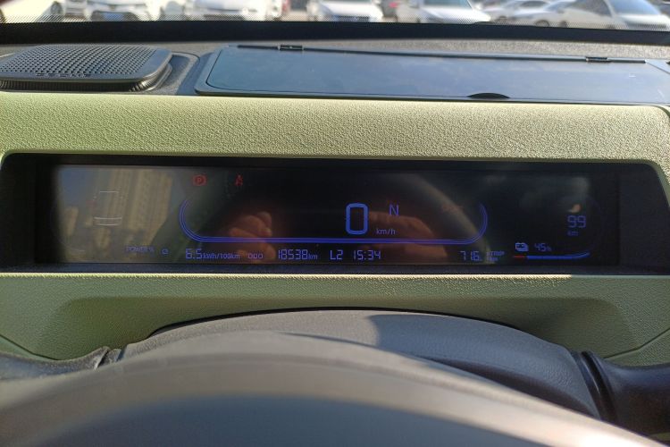 吉利银河 2023款 熊猫mini 200km 耐力熊中控内饰14