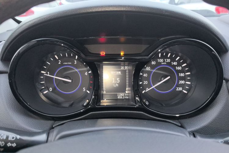 江铃 宝典 2020款 2.5T柴油两驱舒享版标轴JX4D25A6L局部细节14