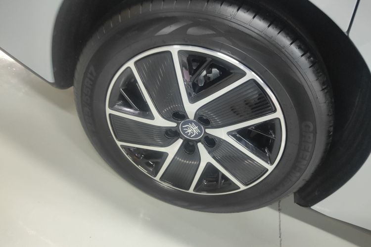 比亚迪 秦L 2025款 DM-i 智驾版 120KM领先型车身外观6008