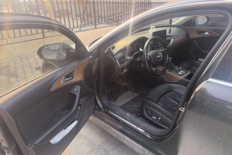 奥迪A6L 2018款 30周年年型 30 FSI 风尚型中控内饰20