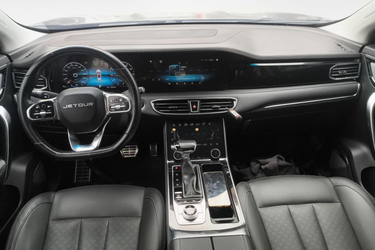 捷途X90 2020款 1.6T DCT影御版 6座中控内饰12