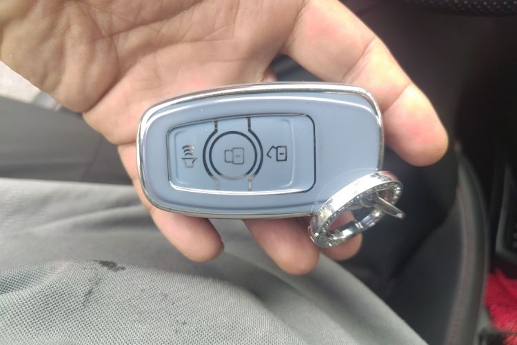 哈弗H6 2017款 红标 运动版 1.5T 自动两驱豪华型中控内饰7001