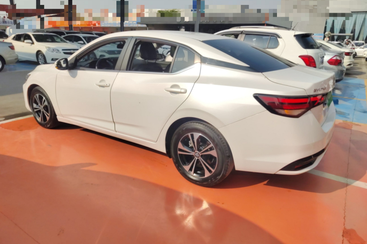 日产 轩逸 2023款 1.6L CVT悦享版车身外观4