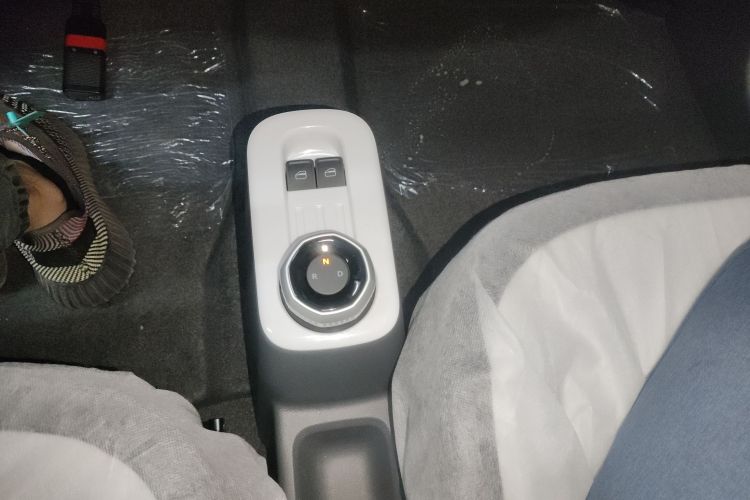 吉利银河 熊猫 2025款 210km 元气熊中控内饰18