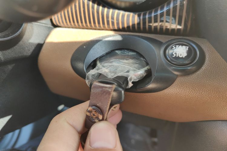 MINI 2010款 1.6L COOPER 50 Mayfair中控内饰11