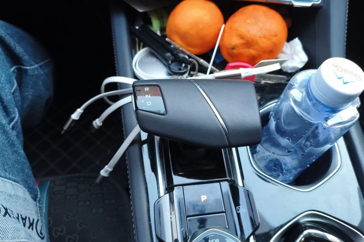 长安 逸动 2022款 PLUS 蓝鲸NE 1.4T GDI DCT尊贵版中控内饰18