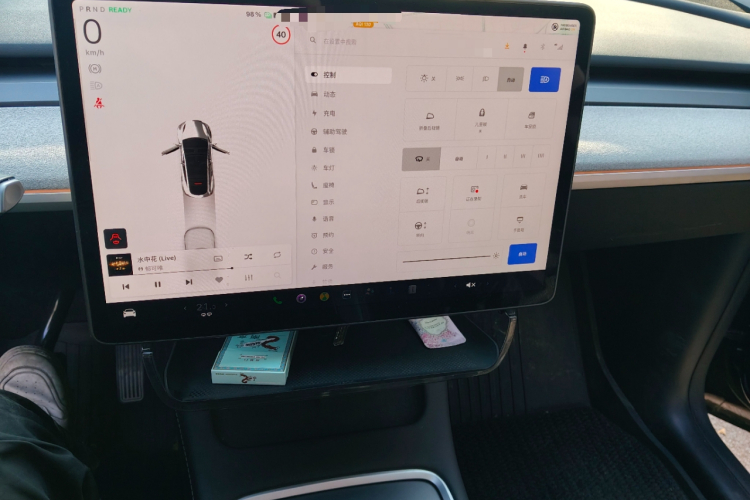 特斯拉 Model Y 2023款 后轮驱动版局部细节16