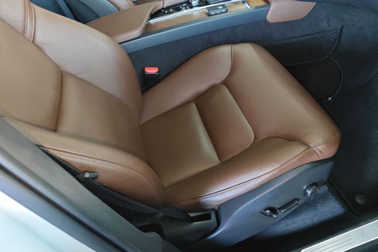 沃尔沃XC90 2020款 改款 T6 智逸豪华版 7座局部细节41