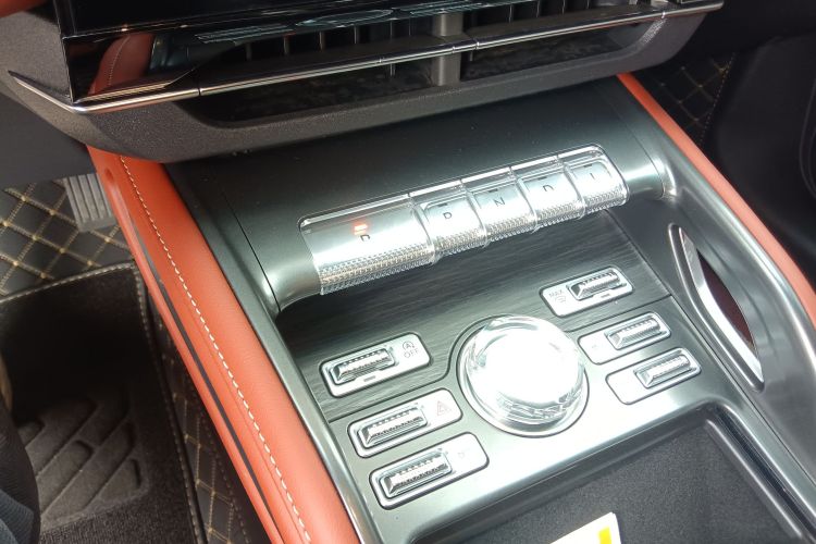 林肯 航海家 2026款 2.0T 四驱尊逸版中控内饰18