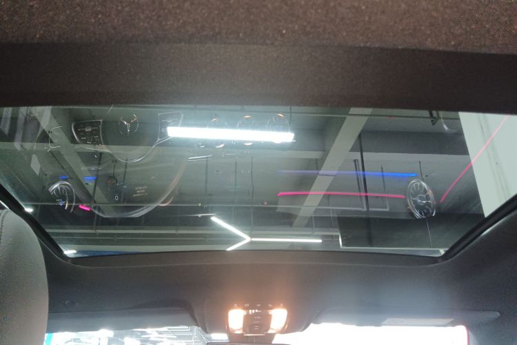 奔驰A级 2020款 改款二 A 180 L 运动轿车中控内饰22