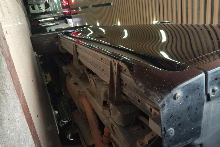 英菲尼迪QX80 2013款 5.6L 4WD局部细节9001