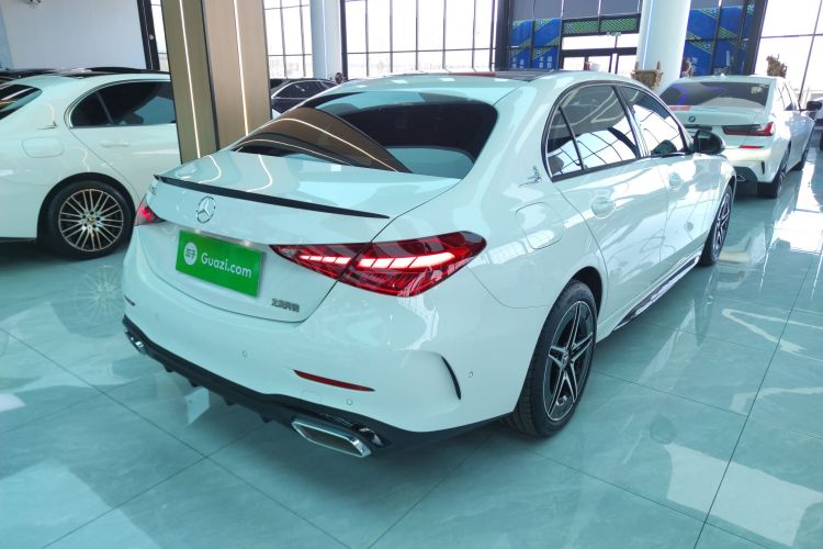 奔驰C级 2024款 改款二 C 260 L 皓夜运动版车身外观7