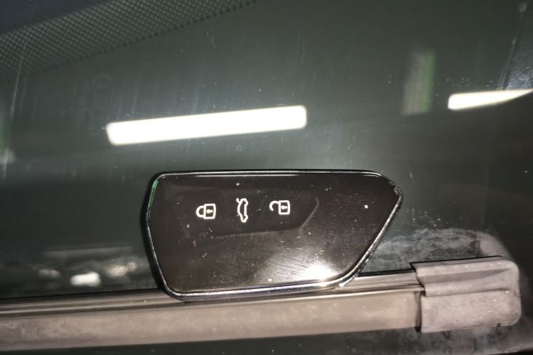 大众 ID.4 X 2023款 纯净智享版中控内饰11