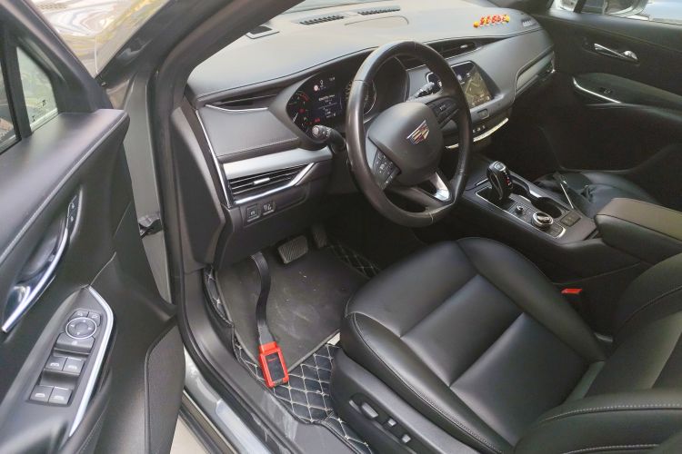 凯迪拉克XT4 2018款 28T 四驱领先型中控内饰20