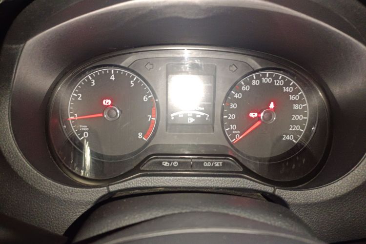 大众 Polo 2016款 1.4L 手动风尚型中控内饰14