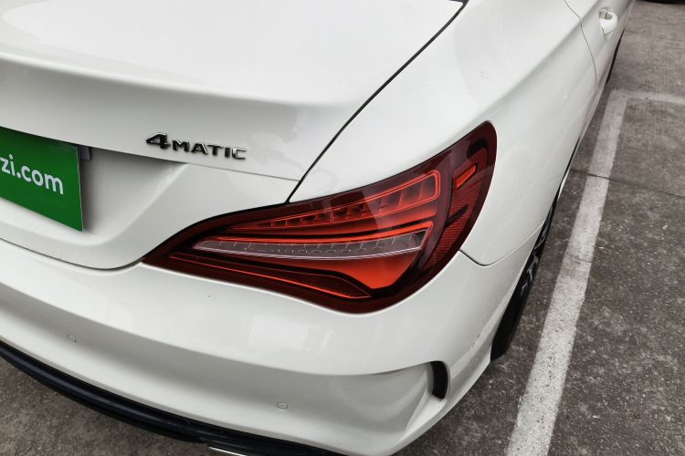 奔驰CLA 2017款 CLA 220 4MATIC车身外观9