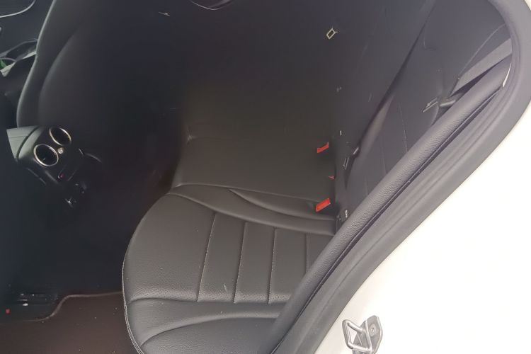 奔驰C级 2020款 改款 C 260 L 运动版中控内饰21