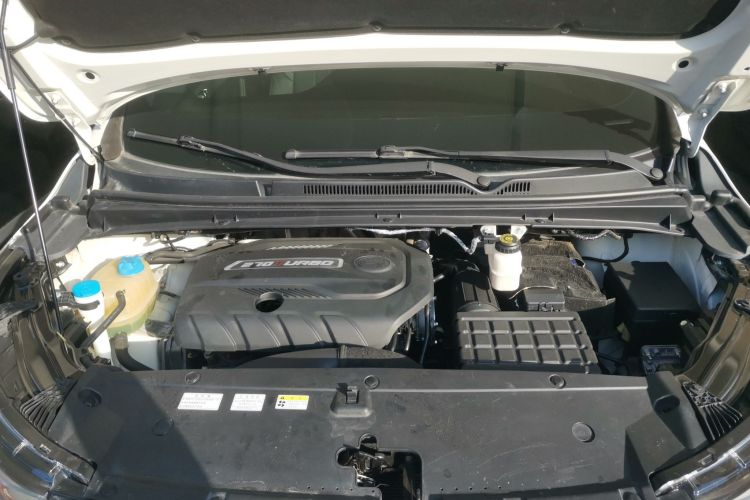 广汽传祺 传祺M6 2019款 270T DCT尊贵版（六座）国VI机舱底盘24