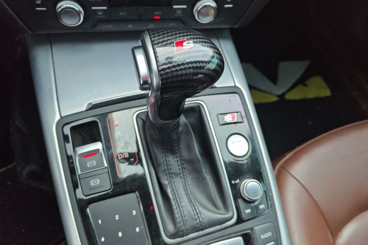 奥迪A6L 2014款 TFSI 舒适型中控内饰18