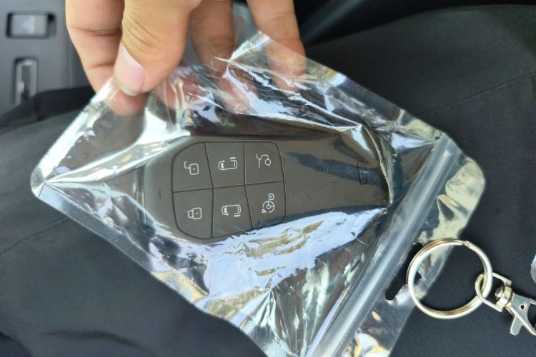 小鹏X9 2025款 740超长续航 Max中控内饰11