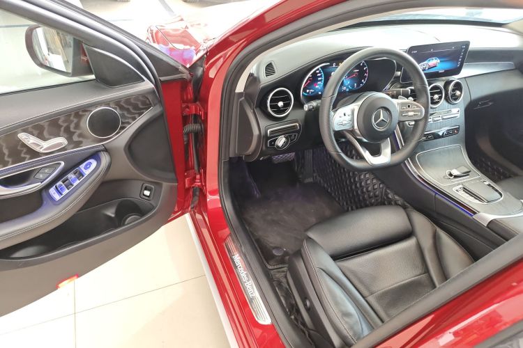 奔驰C级 2020款 改款 C 200 L 时尚型运动版中控内饰20