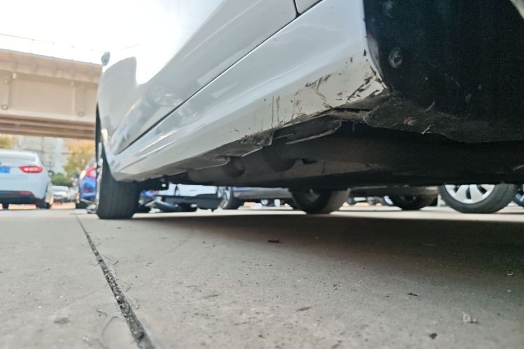 比亚迪 秦PLUS 2021款 DM-i 55KM 旗舰型局部细节9001