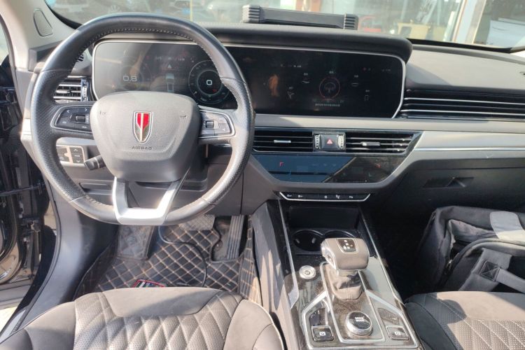 红旗HS5 2022款 改款 2.0T 智联旗享版中控内饰12