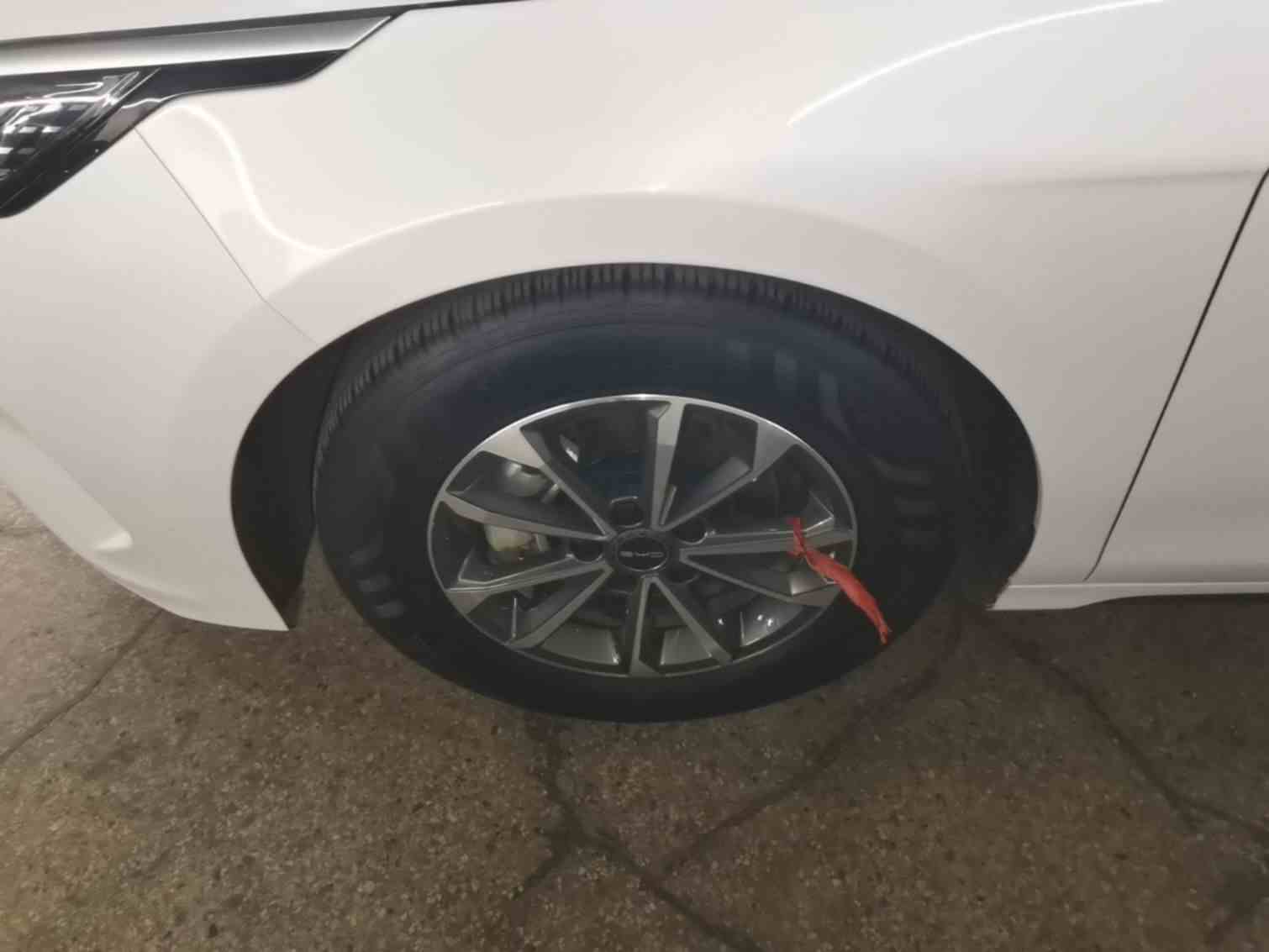 比亚迪 驱逐舰05 2024款 荣耀版 DM-i 55KM 豪华型(3)