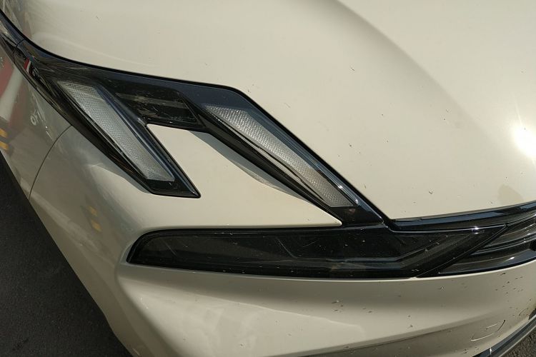 领克06 2025款 Renew 1.5T Halo车身外观8