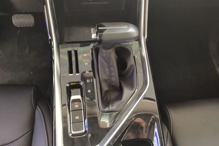 五菱汽车 五菱星辰 2021款 1.5T CVT星曜版局部细节18