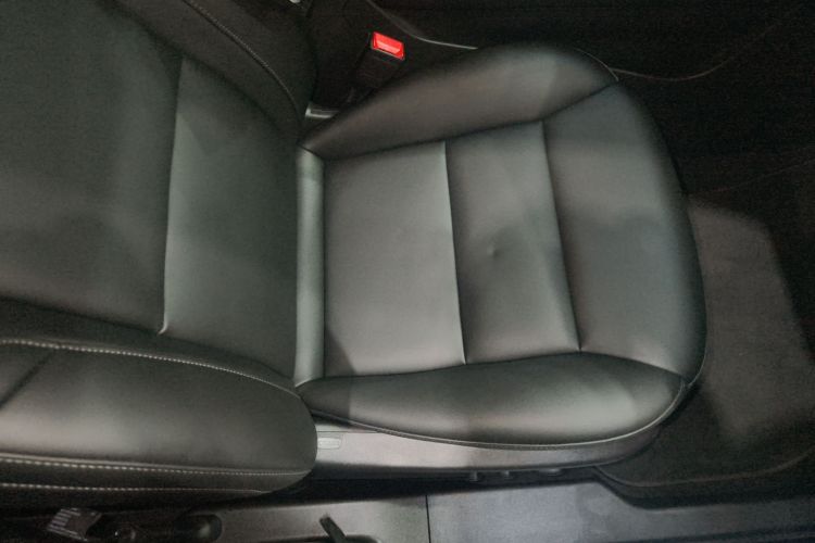 凯迪拉克XT4 2022款 28T 两驱豪华型局部细节41