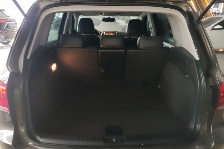 大众 途观 2016款 300TSI 自动两驱风尚版局部细节23