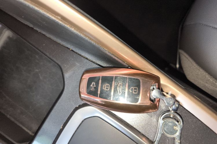 哈弗H6 2020款 1.5GDIT 自动铂金冠军版中控内饰11