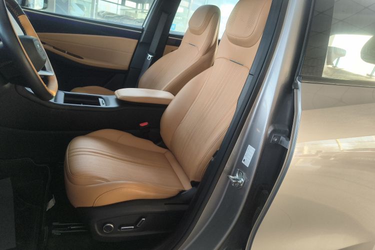 吉利银河 银河L7 2023款 1.5T 115km 星舰中控内饰19